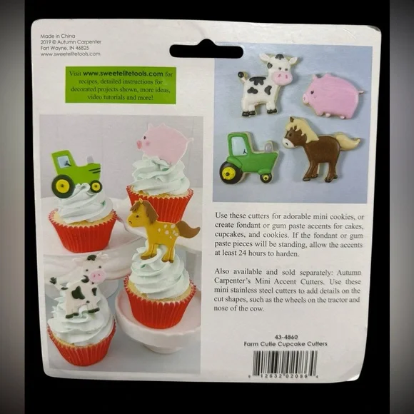 Farm Animal Cupcake Cutters Set - Picture 2 of 2